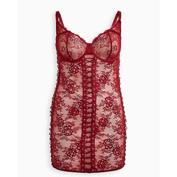 NWT TORRID UNDERWIRE CHEMISE - LACE UP RED - Picture 4 of 5